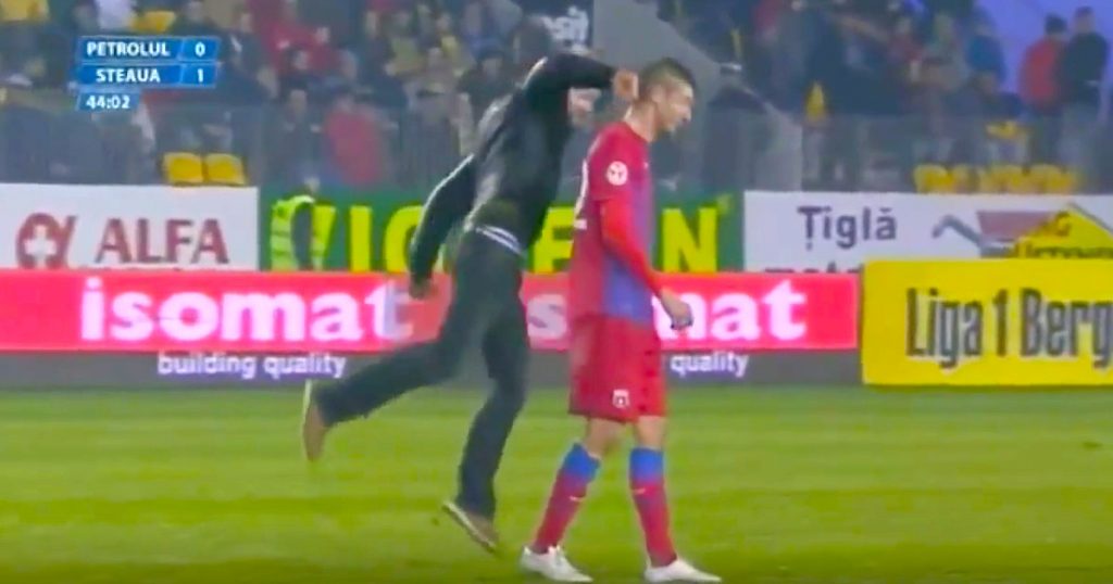 THROWBACK Fan Attacks Player And Gets His Ass Handed To Him By Teammates