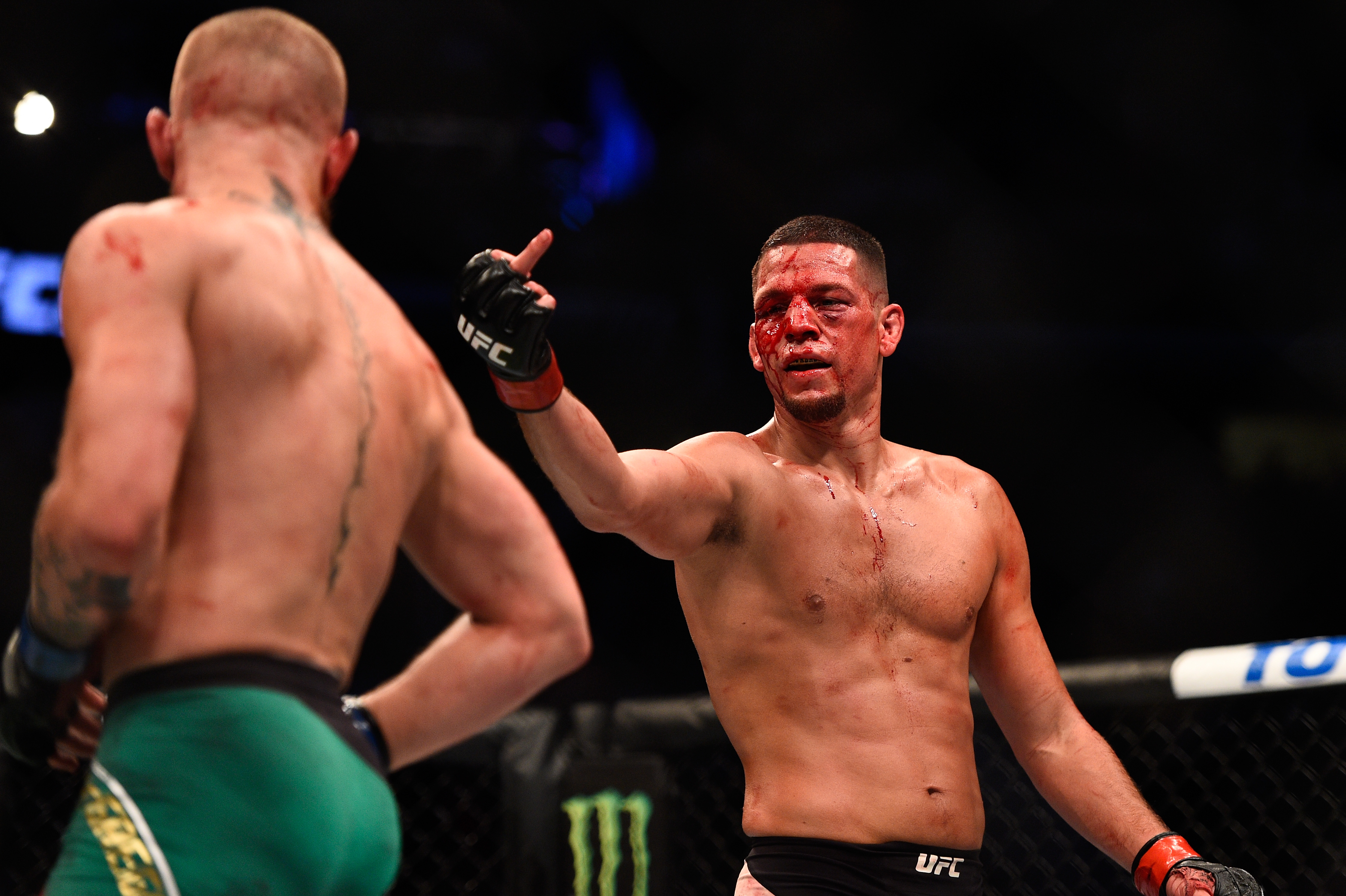 Nate Diaz Tweets Support To Conor McGregor