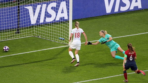 England progress to Women's World Cup semi-finals