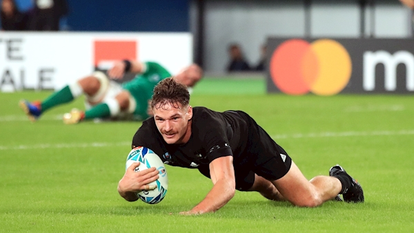 Hansen insists faith in youth was no gamble after All Blacks sweep aside Ireland