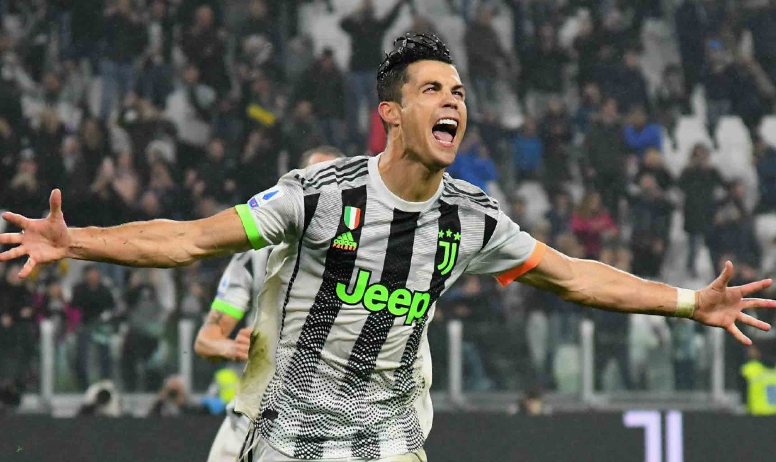 Video 10 of Ronaldo's best goals as he celebrates highest