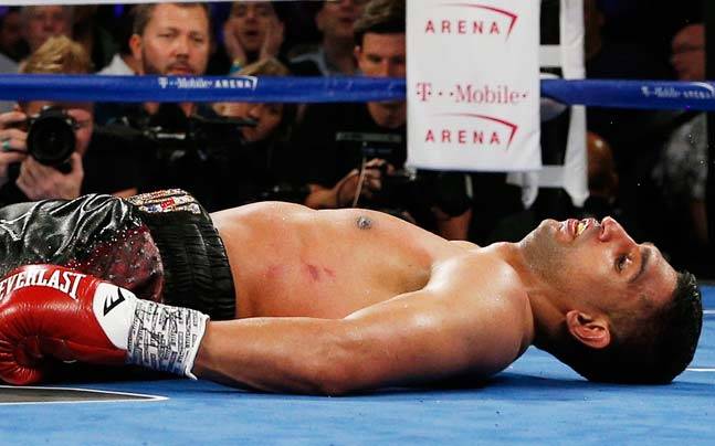 Amir Khan Vs. Neeraj Goyat Off As Goyat Suffers “Severe Injuries” In Car  Crash - Latest Boxing News