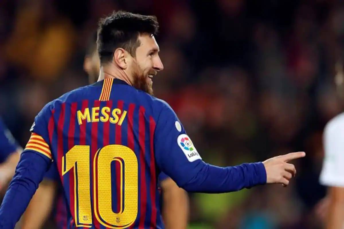 Number 10 jersey waiting for Messi, says Scalo