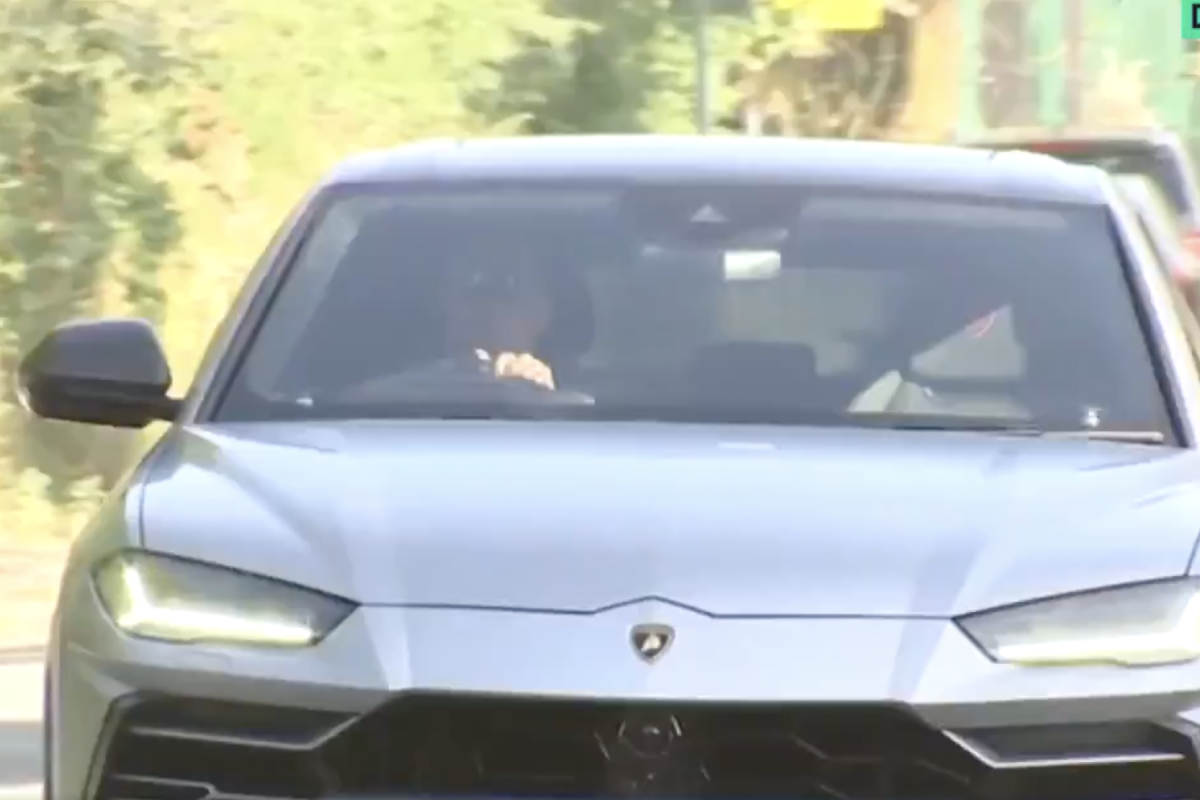 Cristiano Ronaldo arrives at Man Utd training in £160k Lamborghini Urus