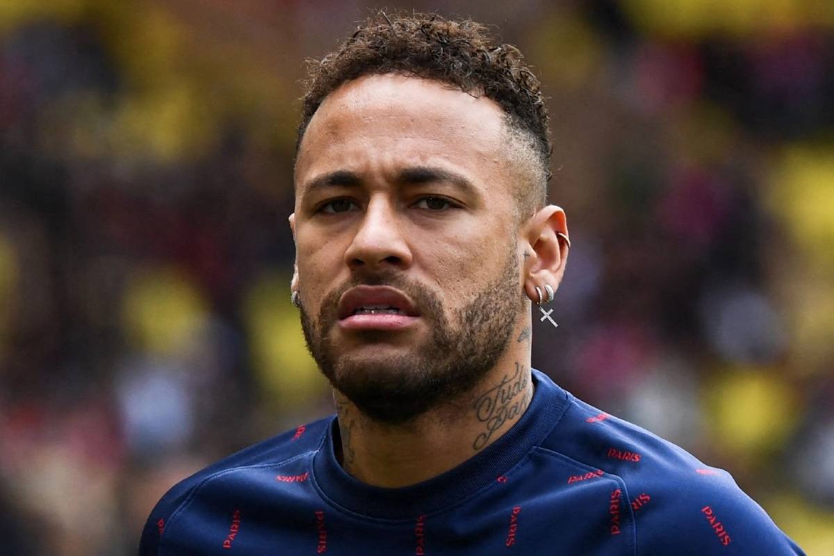 PSG prepared to listen to Neymar offers this summer
