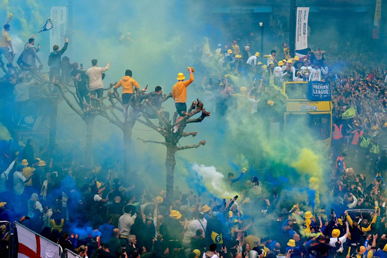 Leeds celebrate promotion. Credit: GB News